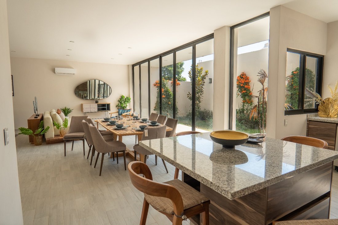 Apartment For Pre Sale In Ajijic, A Few Meters From In Ajijic, Jalisco, Mexico For Sale (14155668)