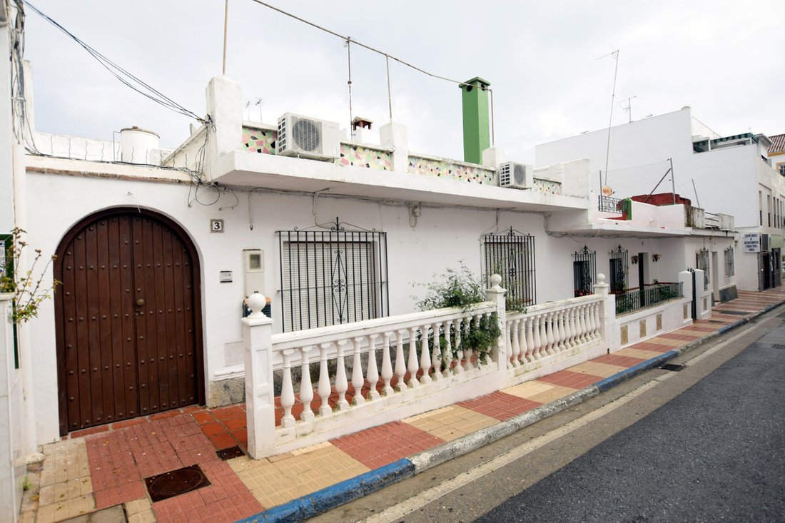 Townhouse in San Pedro de Alcantara, Andalusia, Spain 1 - 14156359