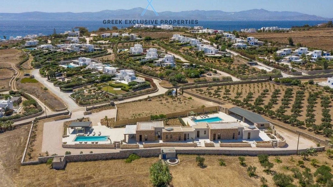 Villa in Paros, Aegean, Greece 1 - 14166346