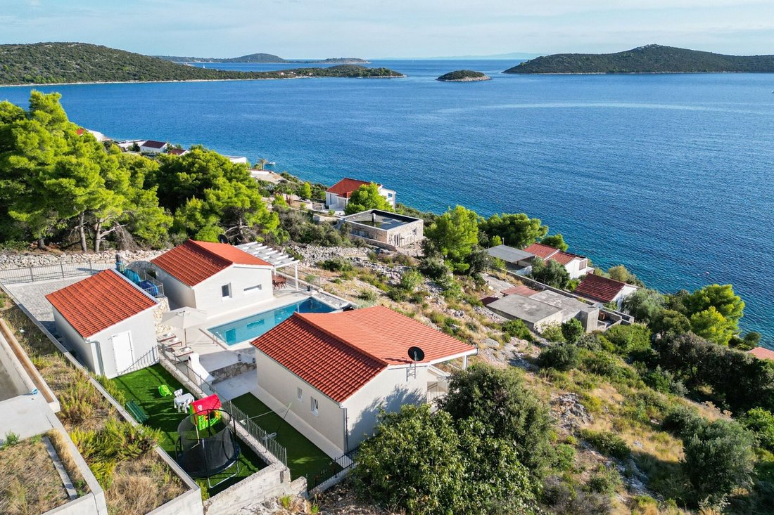 House in Rogoznica, Sibenik-Knin County, Croatia 1 - 14166330