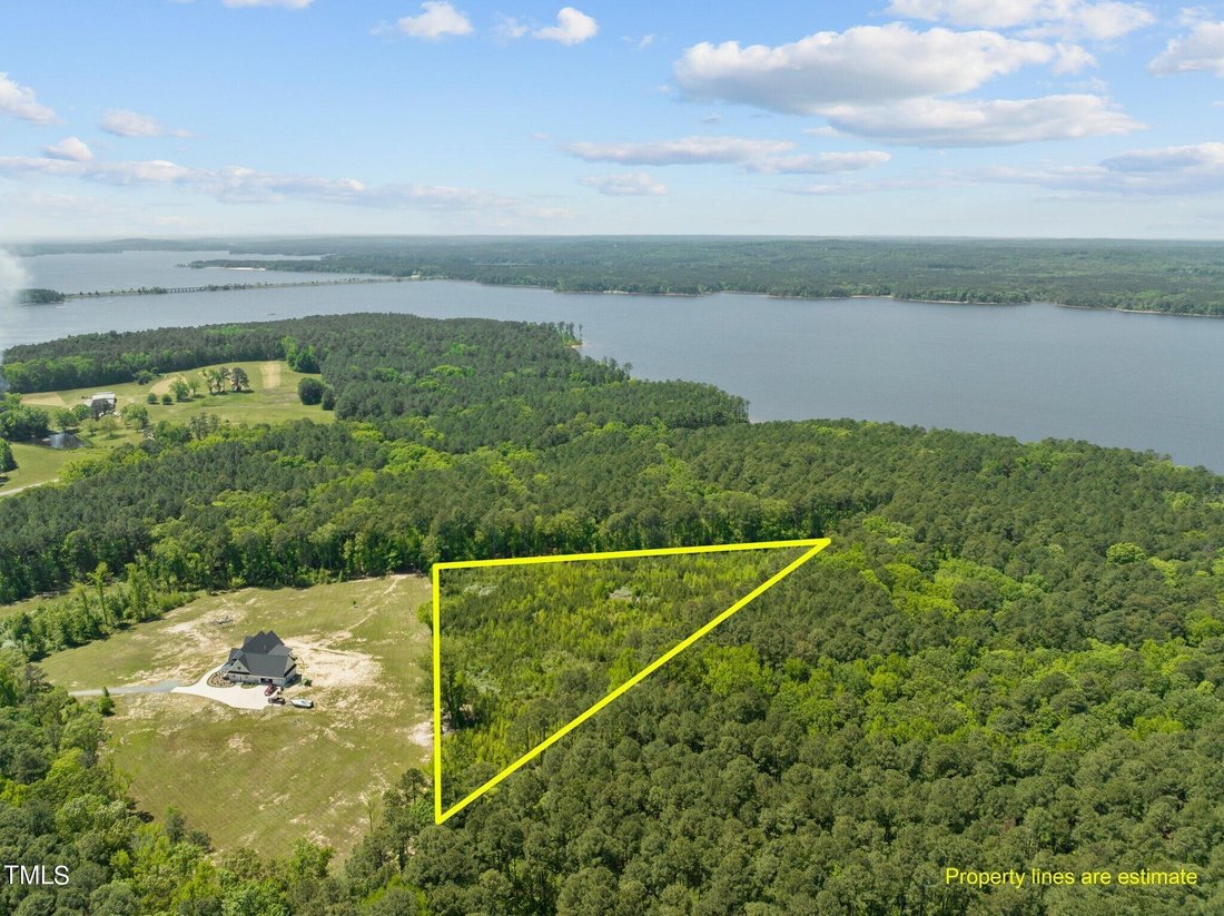 Land in Apex, NC, United States 1 - 14166624