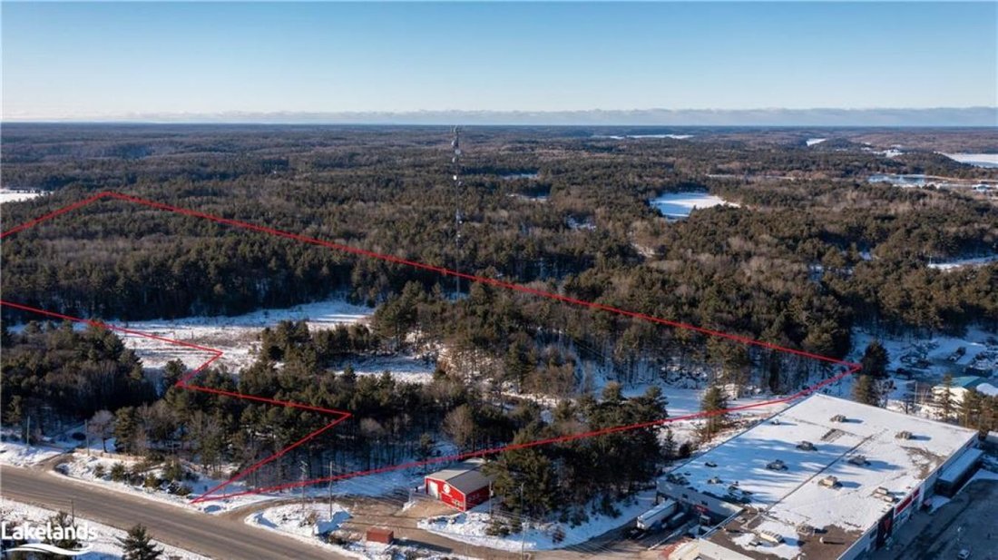 House in Parry Sound, Ontario, Canada 2 - 14167859