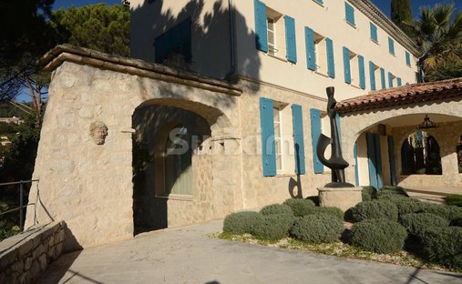 Haus in Grasse, Provence-Alpes-Côte d'Azur, Frankreich 1