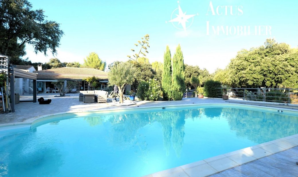 Countryside Property With Swimming In Grans, Provence Alpes Côte D'azur ...