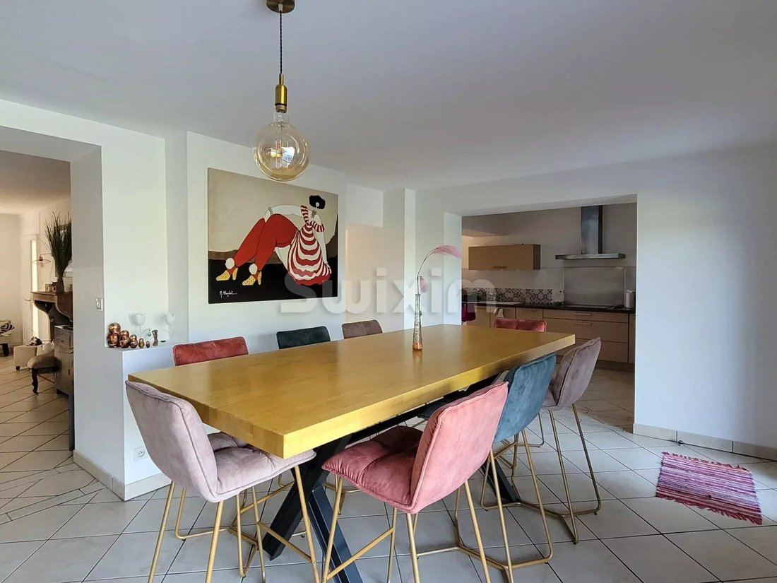 House in Mâcon, Bourgogne – Franche-Comté, France 2 - 13366027