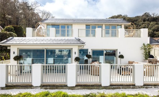 House in England 1