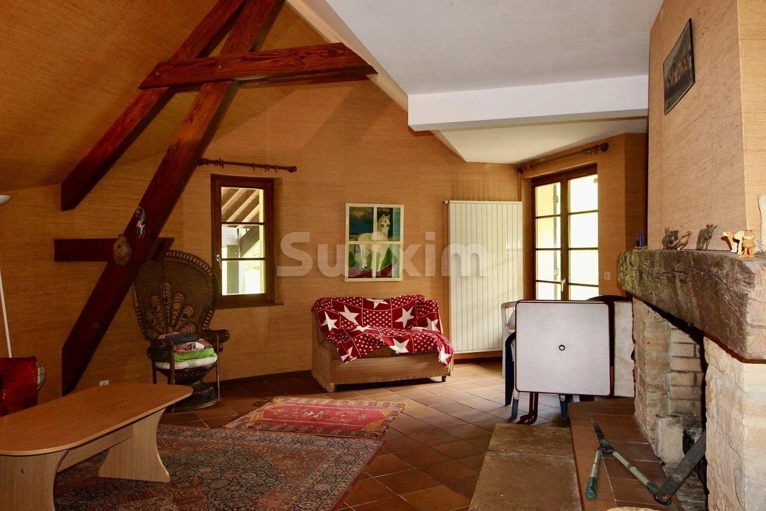 House in Saint-Hippolyte, Bourgogne – Franche-Comté, France 3 - 13885245