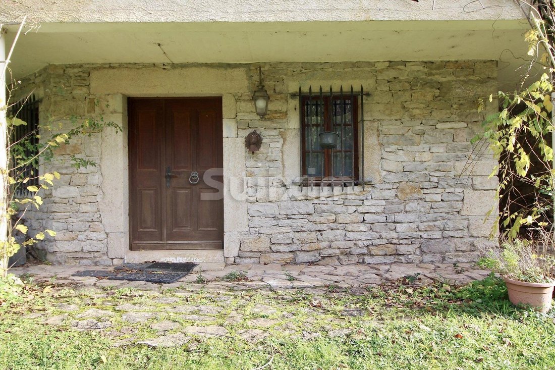 House in Saint-Hippolyte, Bourgogne – Franche-Comté, France 5 - 13885245
