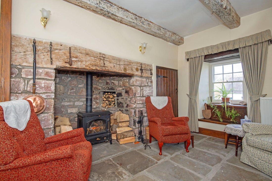 House in Foelgastell, Wales 4 - 14167563