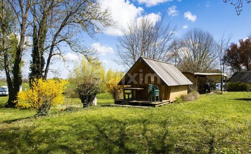 Castle for Sale in Tournus, Bourgogne-Franche-Comté, France