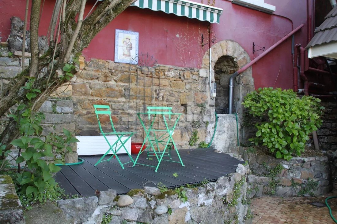 House in Sainte-Foy-lès-Lyon, Auvergne-Rhône-Alpes, France 4 - 13844274