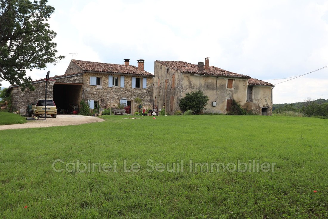 Villa in Viens, Provence-Alpes-Côte d'Azur, France 2 - 14166932