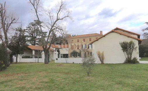 House in Chanos-Curson, Auvergne-Rhône-Alpes, France 1