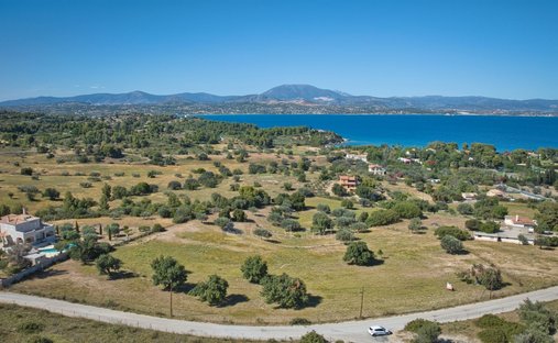 Land in Koinotita Kranidiou, Kranidi, Greece 1