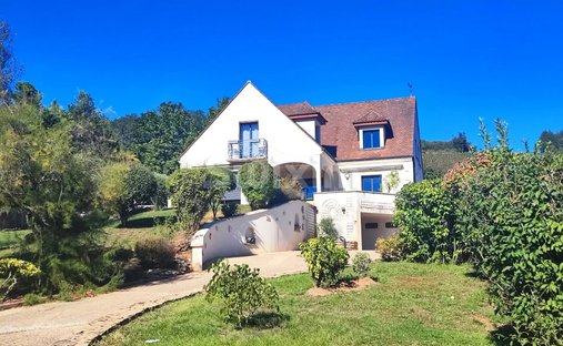 House in Savigny-les-Beaune, Bourgogne – Franche-Comté, France 1