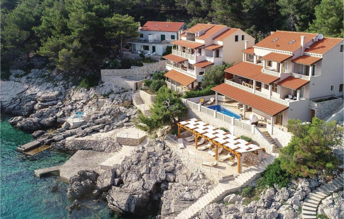 House in Gradski kotar Stari grad, Korcula, Dubrovnik-Neretva County 1 - 14167115
