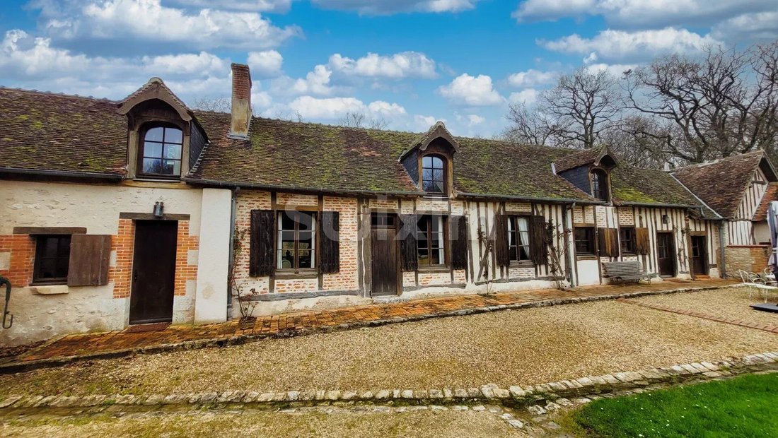 House in Cour-Cheverny, Centre-Val de Loire, France 1 - 13976973