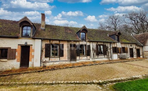 Maison à Cour-Cheverny, Centre-Val de Loire, France 1