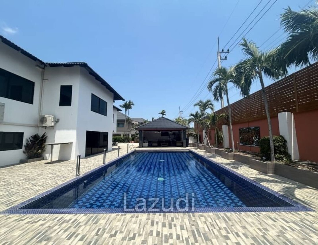 Villa in Pattaya City, Chon Buri, Thailand 1 - 14171908