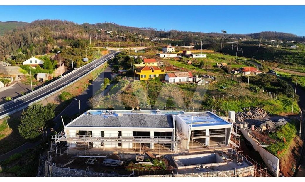 Moradia T3 Térrea Ponta Do Pargo Ilha In Ponta Do Pargo, Madeira