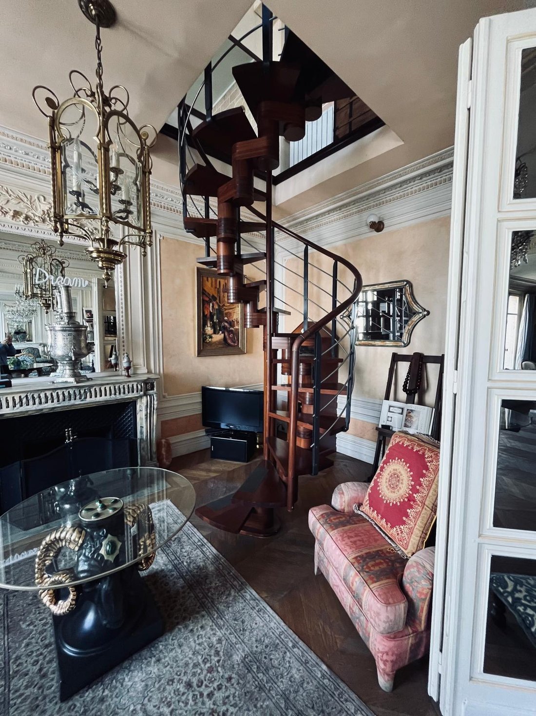 Apartment in Hoche-Friedland, Paris 8e Arrondissement, Paris 2 - 14174205