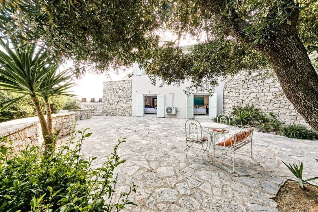 Estate in Ionian Islands, Peloponnese, Western Greece and the Ionian, Greece 2 - 14174454