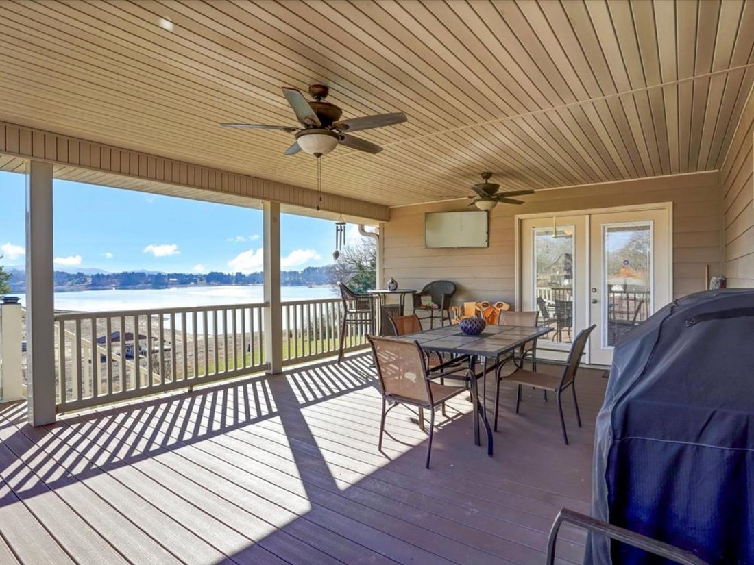 Cherokee Lakefront Home With Covered In Bean Station, Tennessee, United ...