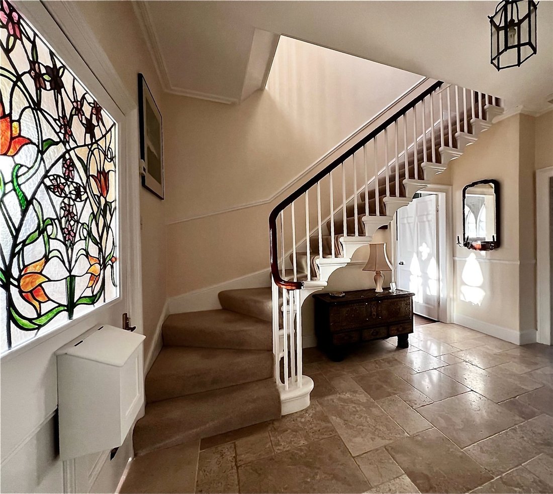 House in Weston, England 3 - 14176895