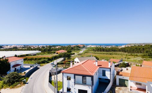 Villa in A dos Cunhados e Maceira, Lisbon, Portugal 1