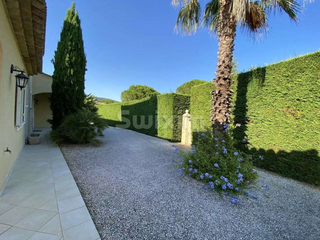 House in Grimaud, Provence-Alpes-Côte d'Azur, France 4 - 14182554