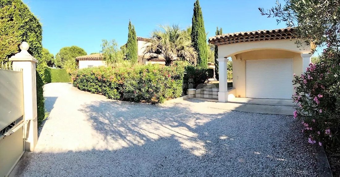 House in Grimaud, Provence-Alpes-Côte d'Azur, France 3 - 14182554