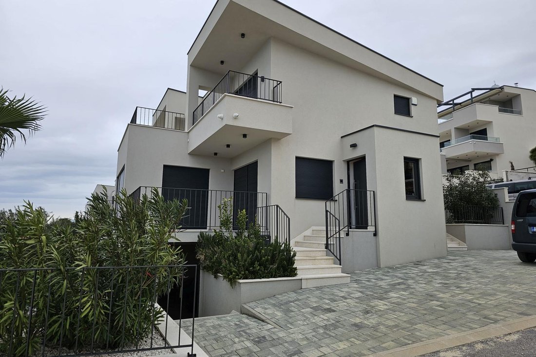 Villa in Grljevac, Split-Dalmatia County, Croatia 1 - 14178770