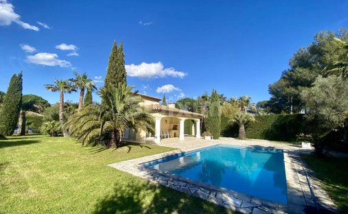 House in Grimaud, Provence-Alpes-Côte d'Azur, France 1