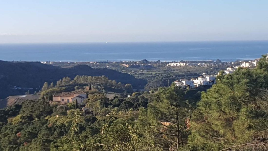 Villa in Benahavis, Andalusia, Spain 1 - 14180286