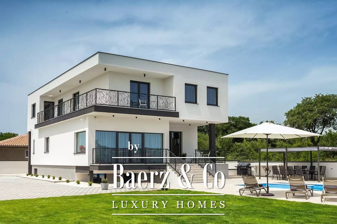 Villa à Grad Pula, Istrie, Croatie 3 - 13237517