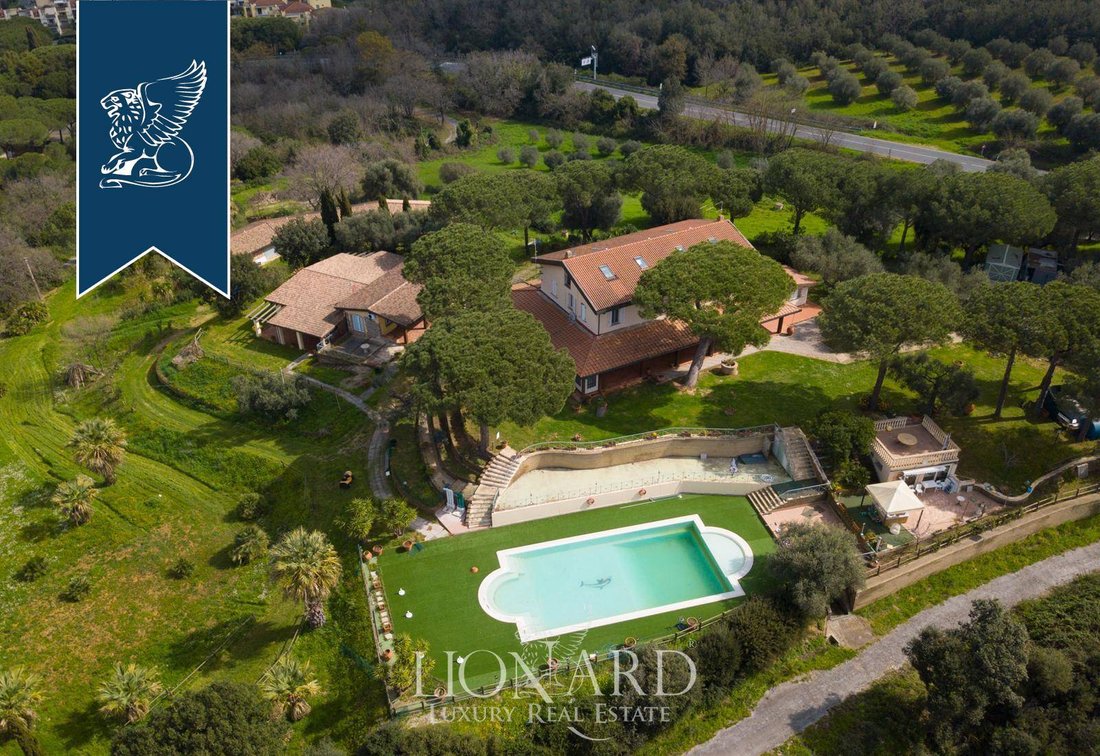 Villa in Scarlino, Tuscany, Italy 2 - 14182945