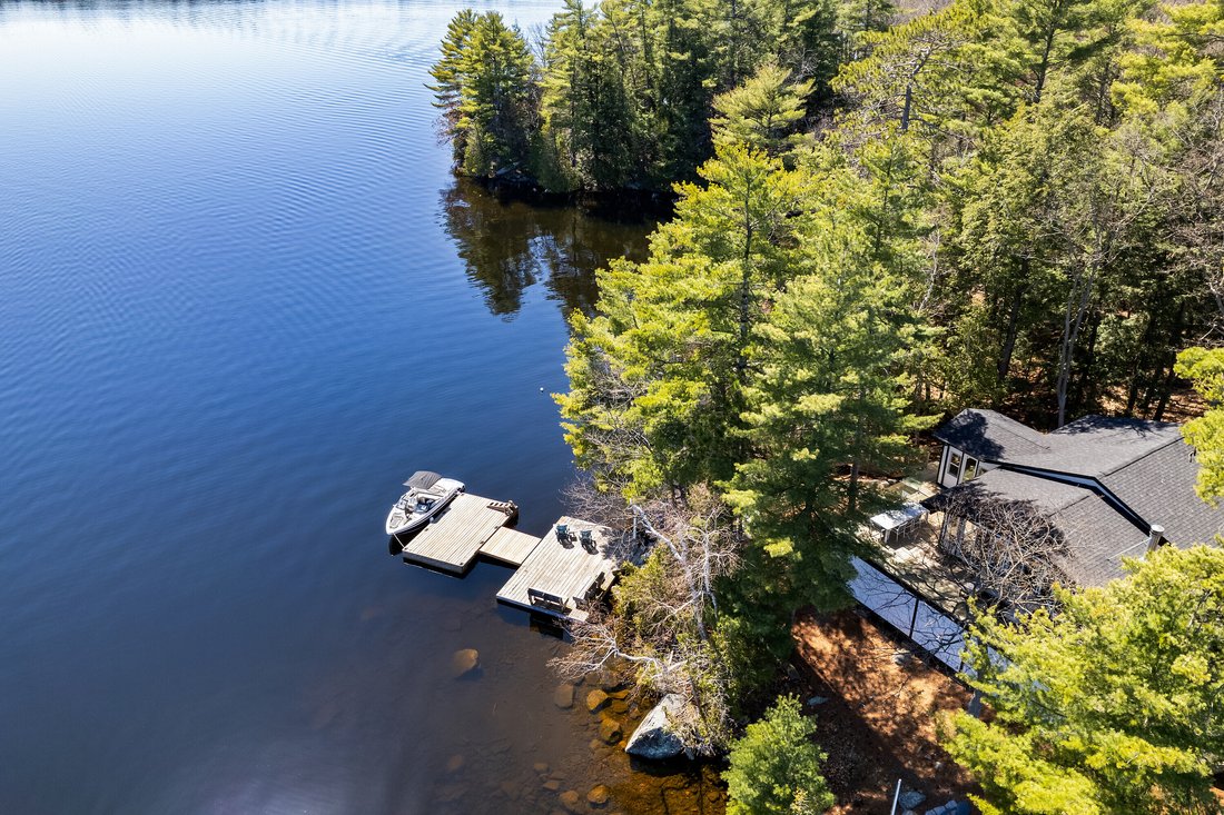 Bracebridge, Ontario, Canada 5 - 14185022