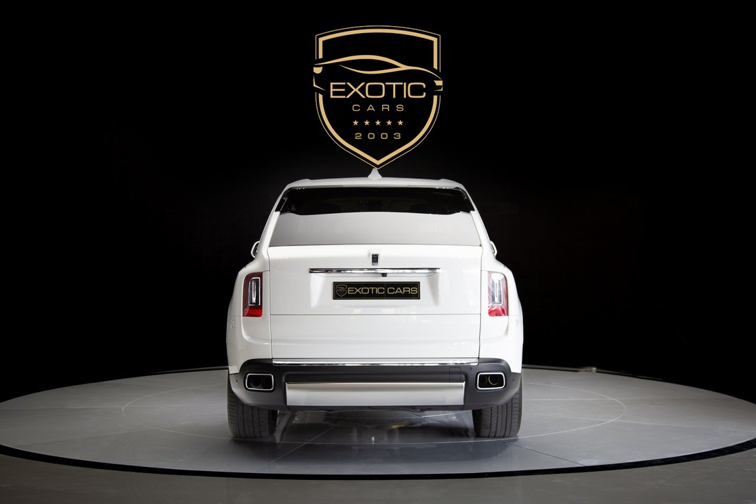 Suv in Dubai, Dubai, United Arab Emirates 5 - 14185035