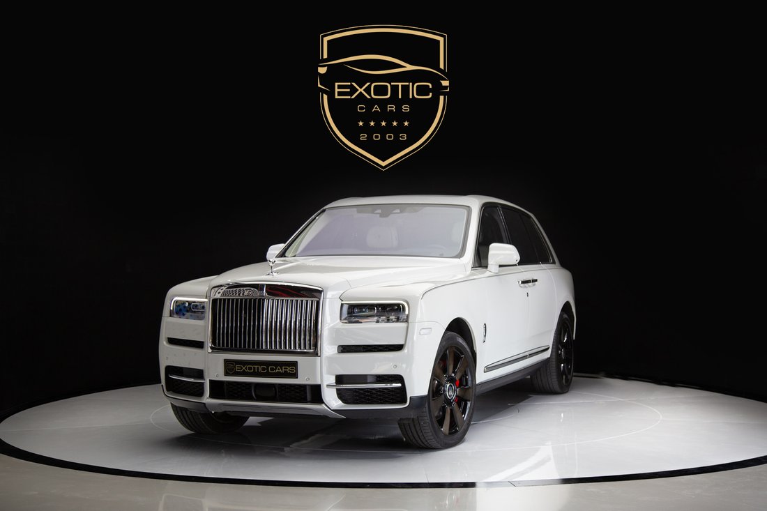 Suv in Dubai, Dubai, United Arab Emirates 1 - 14185035