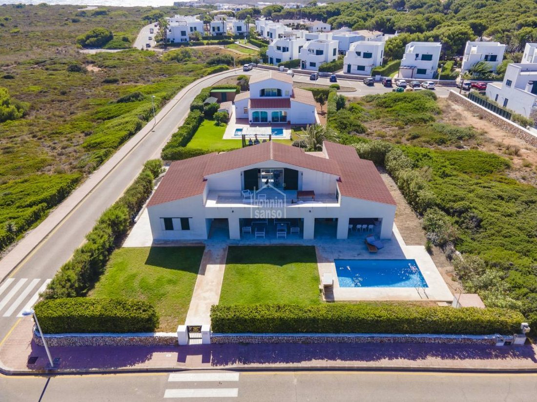 Villa in es Mercadal, Balearic Islands, Spain 2 - 14186027
