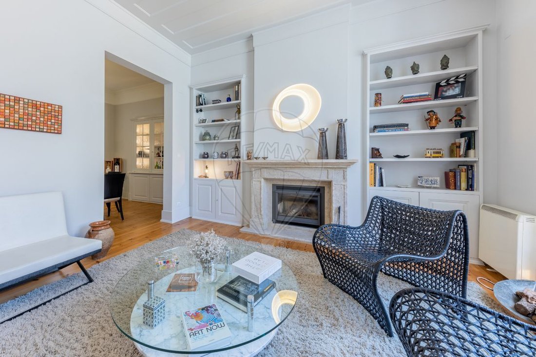 Apartment in Misericordia, Lisbon, Portugal 2 - 14193308
