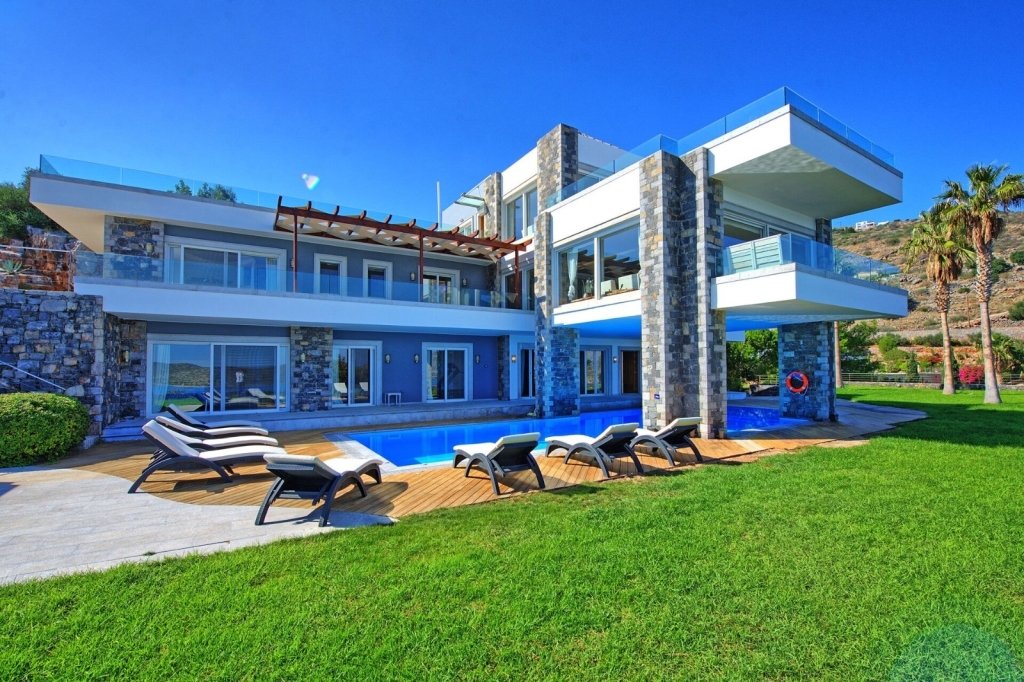 Villa in Community of Elounta, Agios Nikolaos Municipal Unit, Greece 3 - 11518513