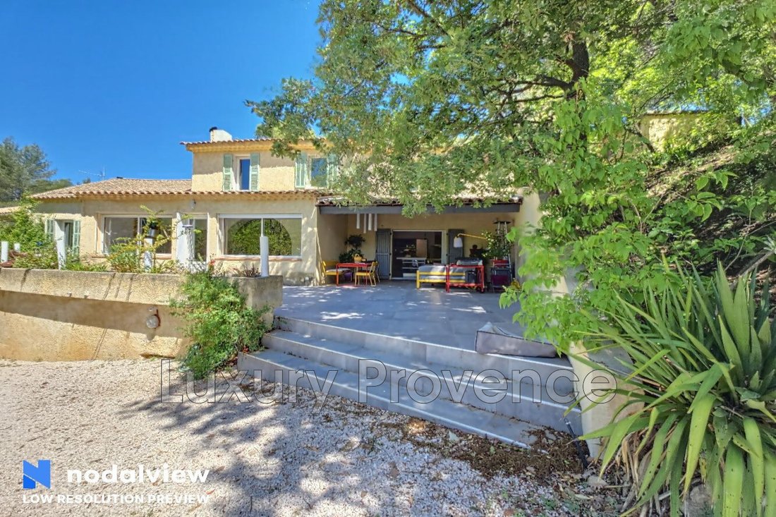Villa in Hameau, Simiane-Collongue, France 4 - 14192234