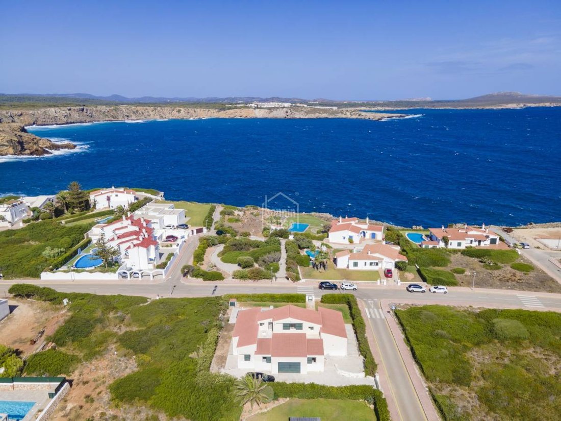 Villa in es Mercadal, Balearic Islands, Spain 1 - 14186027
