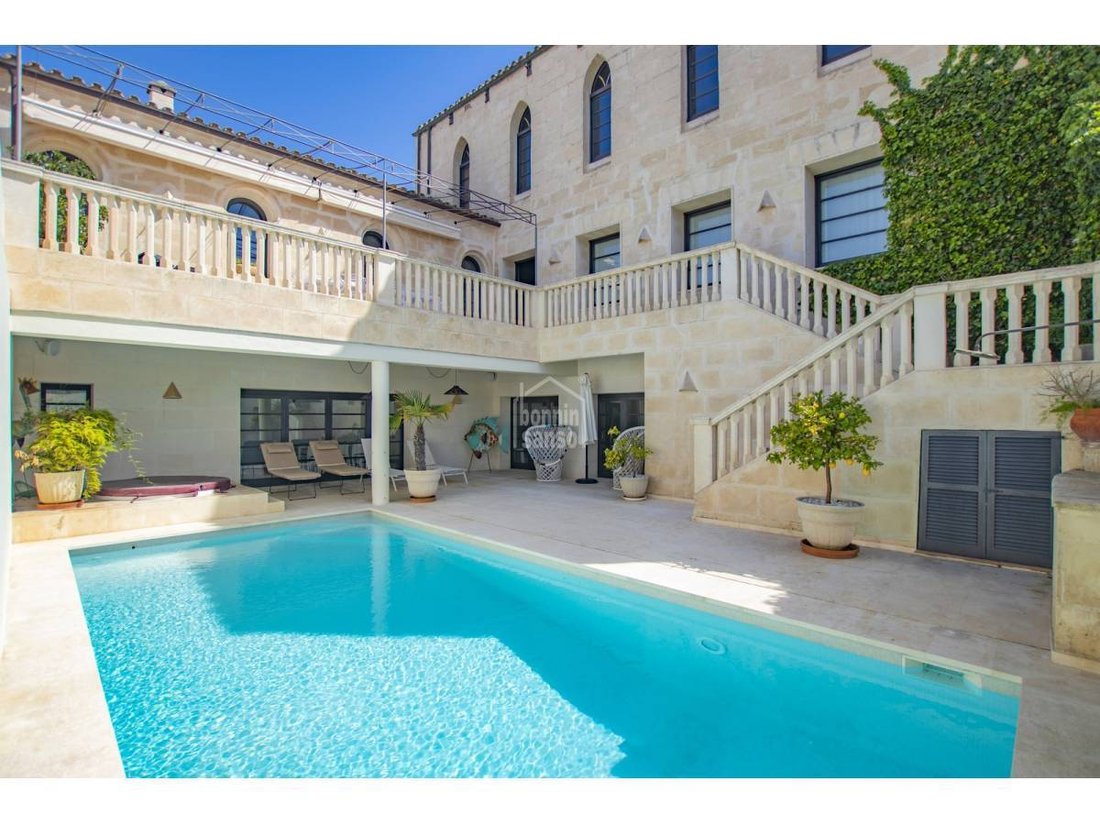 Villa in Maó / Mahón, Balearic Islands, Spain 1 - 14185982