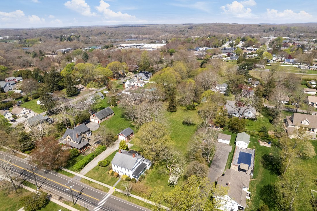 House in Old Saybrook, Connecticut, United States 3 - 14185790