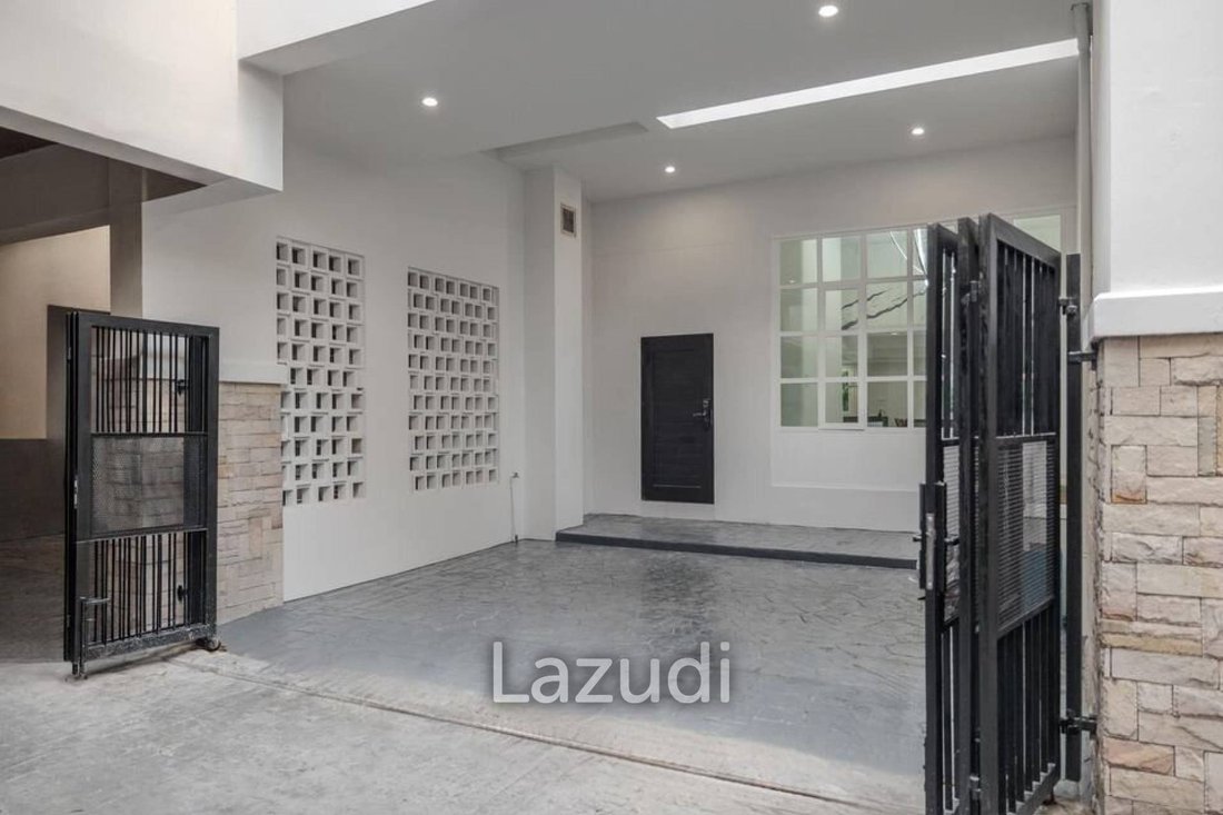House in Chom Phon, Bangkok, Thailand 3 - 14194796