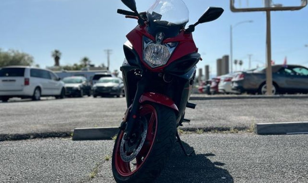 2015 Yamaha FZ6R