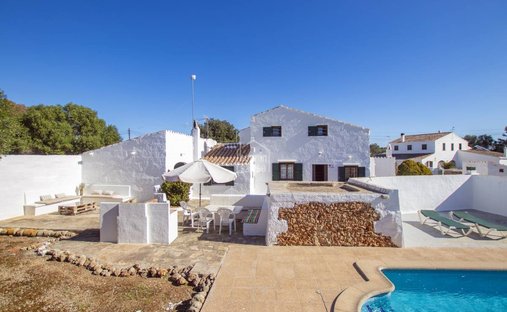 Landhaus in Maó, Balearische Inseln, Spanien 1