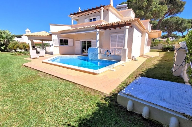 House in Vilamoura, Quarteira, Algarve 1 - 14187221